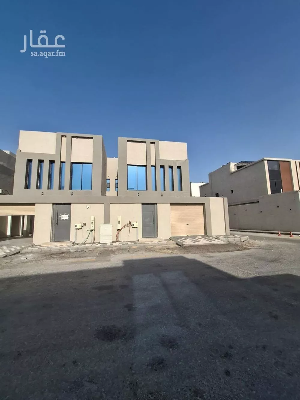 فيلا 7 غرف في الامواج