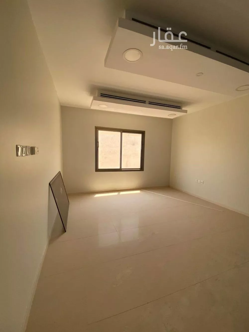 فيلا 8 غرف في البحيرة 5