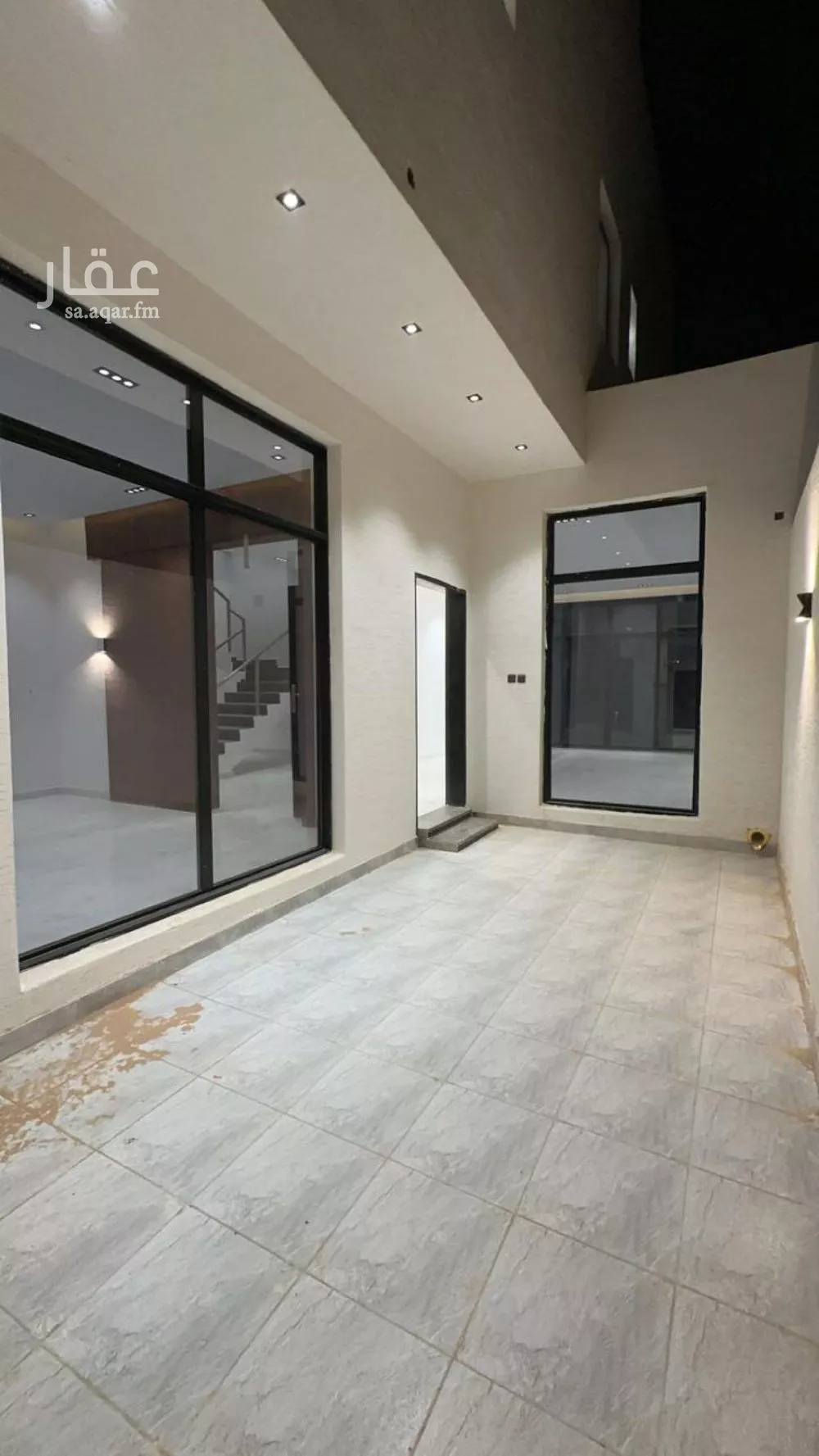 فيلا 5 غرف في الرمال 2