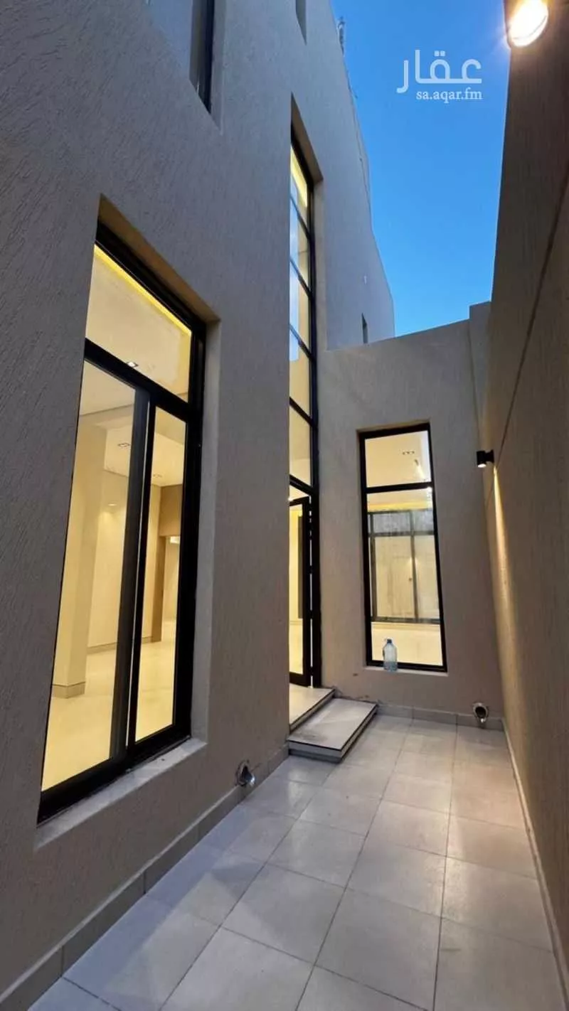 5 bedroom villa in Al Rimal 4