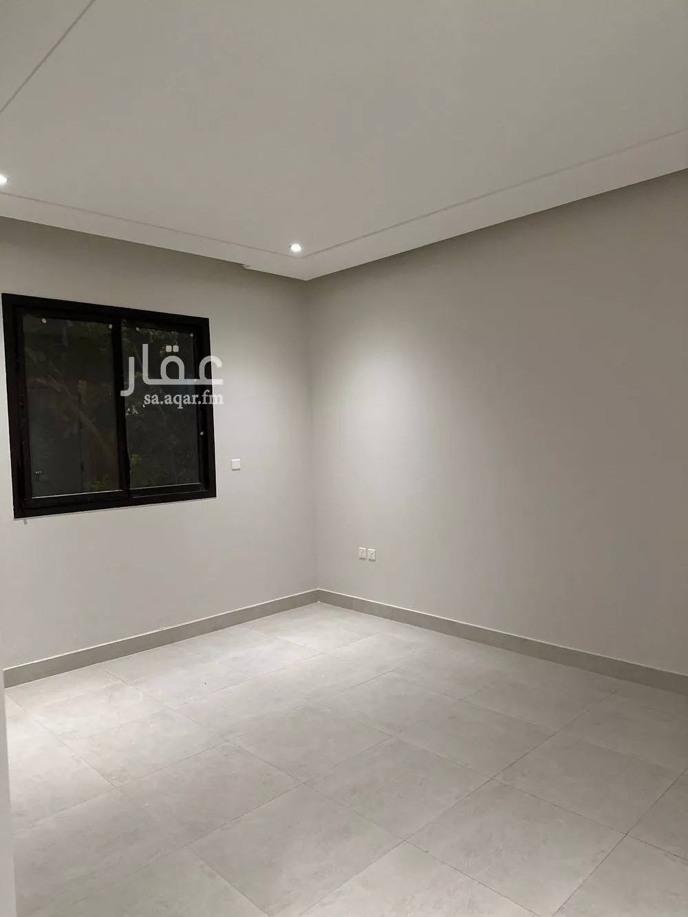 شقة 3 غرف في العارض 4