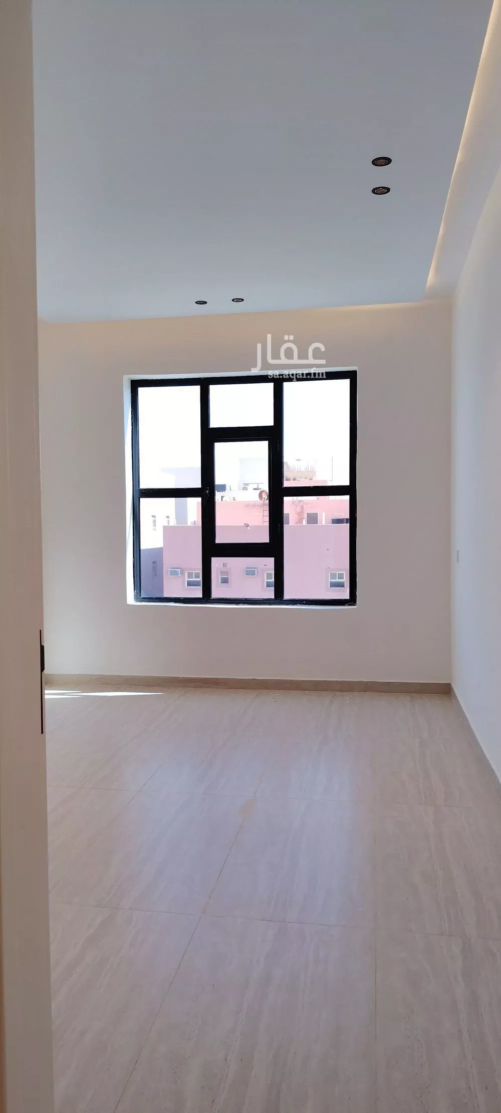 3 bedroom apartment in Al Hazm 4