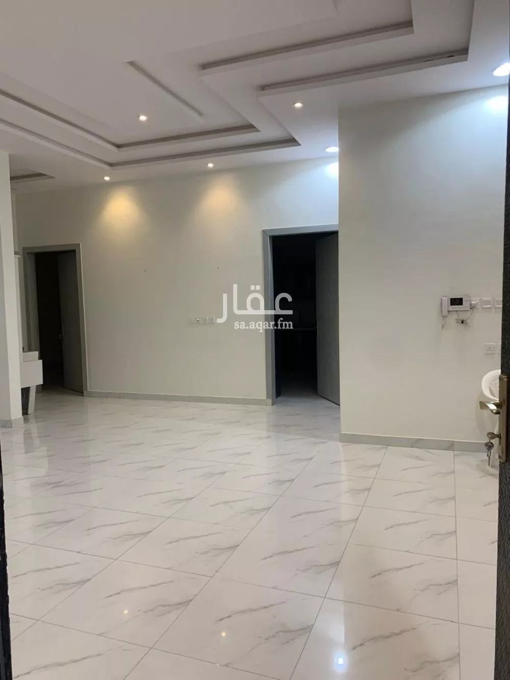 فيلا 6 غرف في القادسية 4