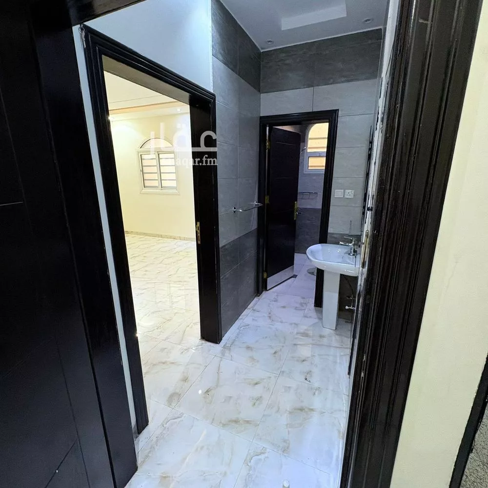 4 bedroom apartment in Al Mahdiyyah, Riyadh 7