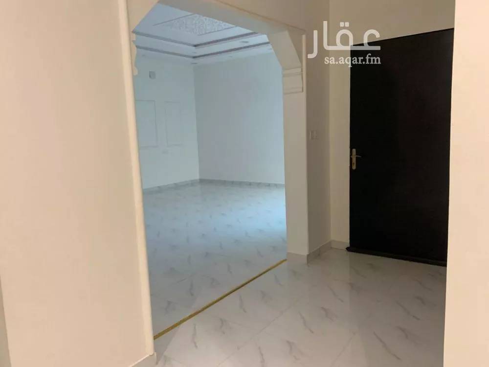 فيلا 6 غرف في القادسية 3