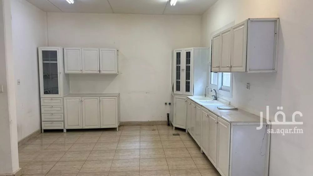 8 bedroom villa in Riyadh 3