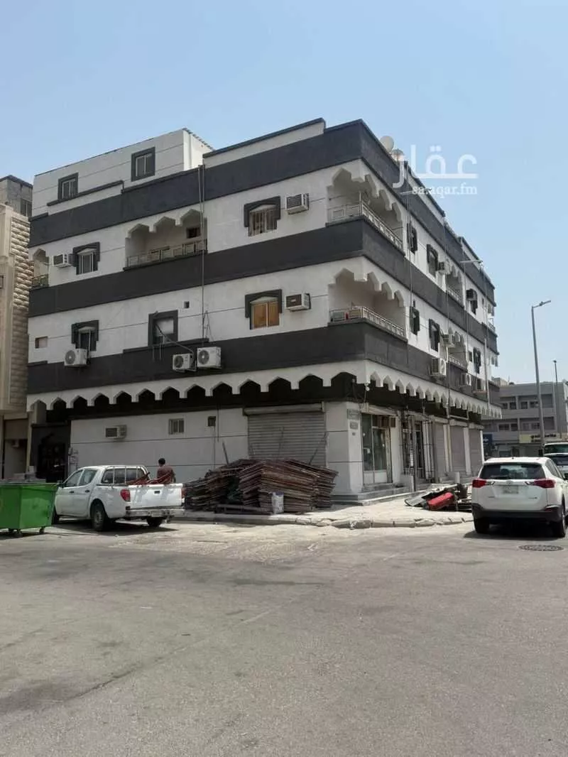 عمارة 325 م² في الثقبة