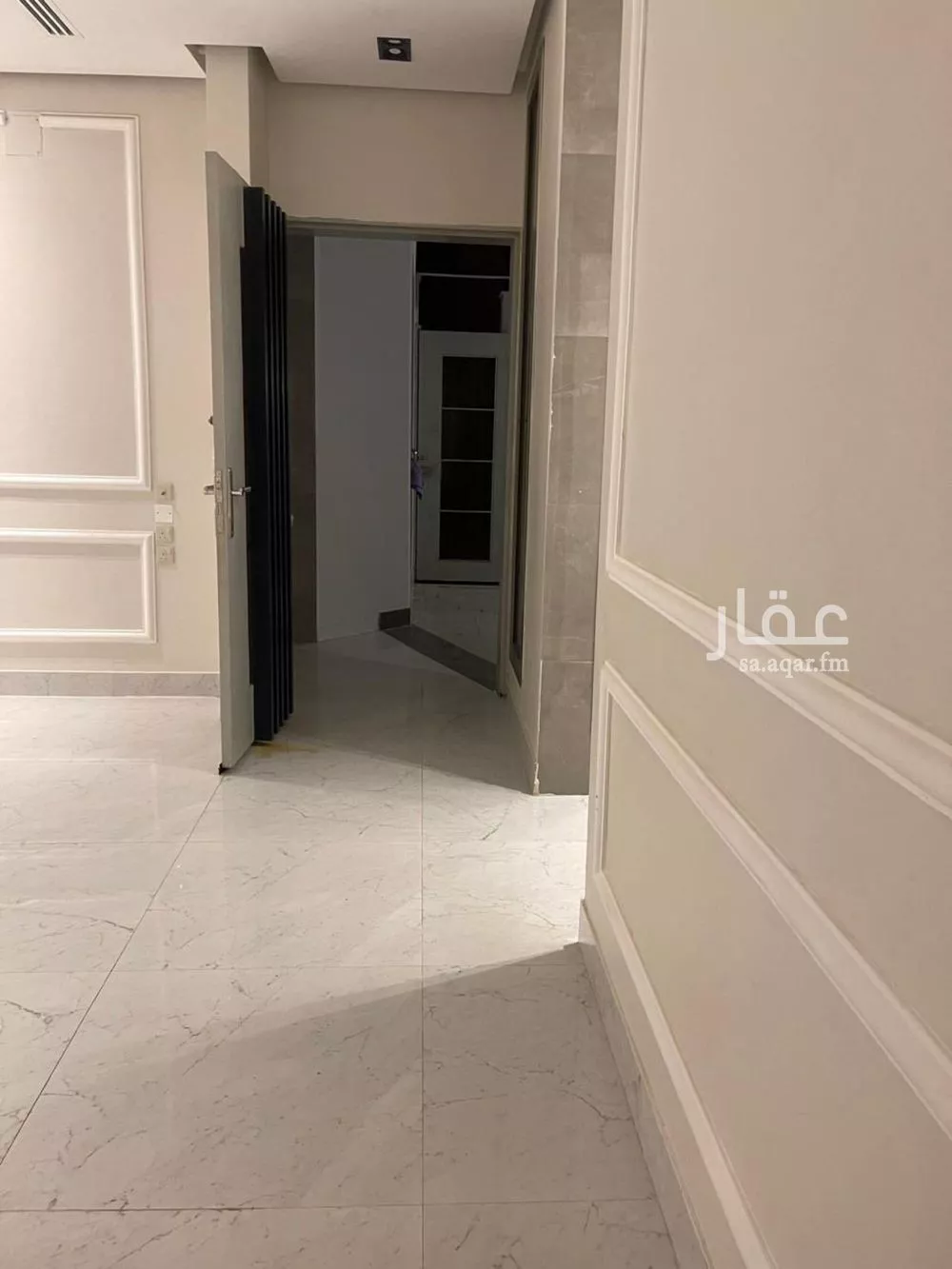 فيلا 5 غرف في العارض 2