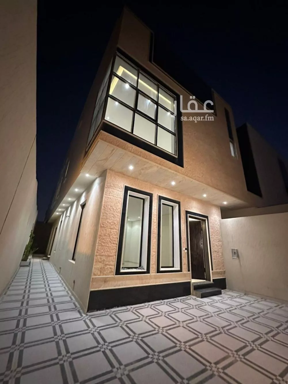 8 bedroom villa in Ash Sharq 2