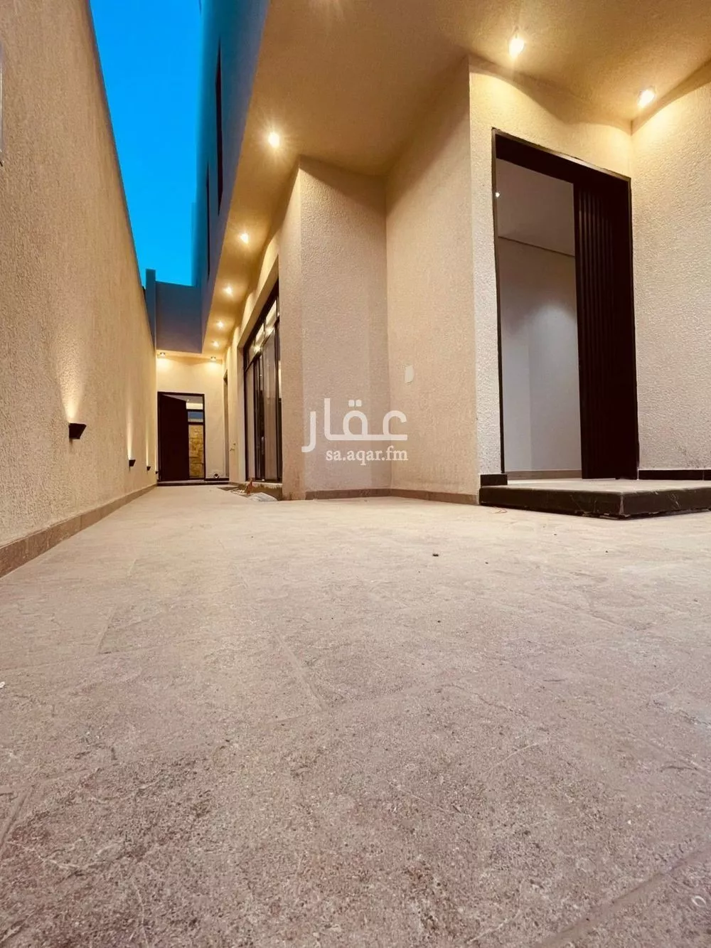 فيلا 4 غرف في الرمال 2