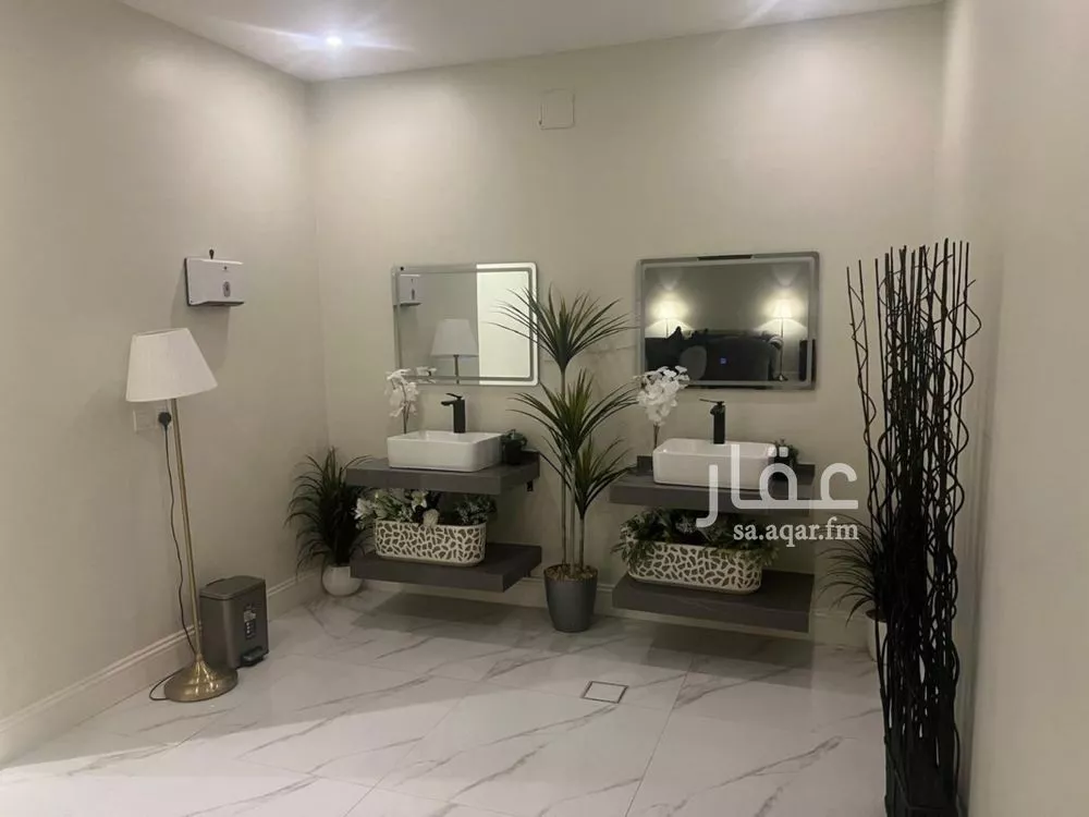 فيلا 8 غرف في الروضة 4