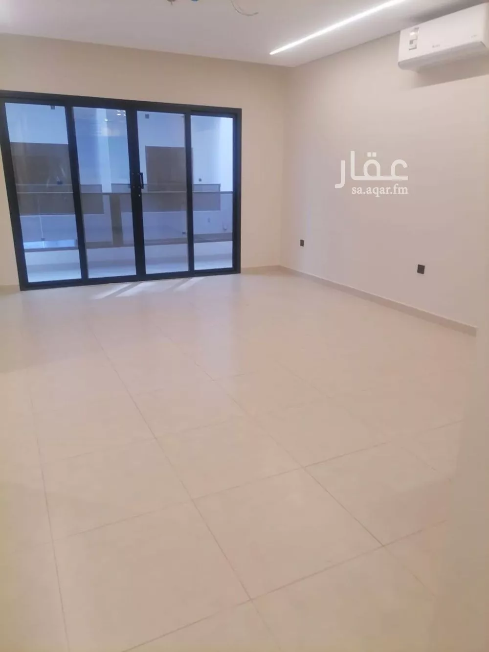 شقة 3 غرف في البحر 4