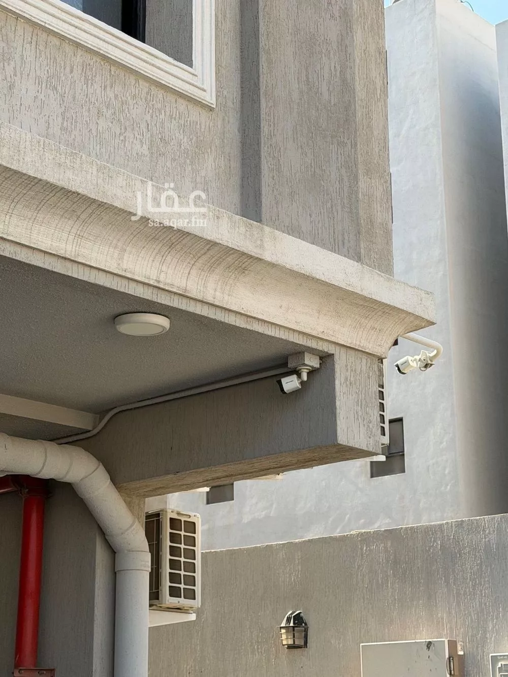 شقة 5 غرف في الحمرا 2