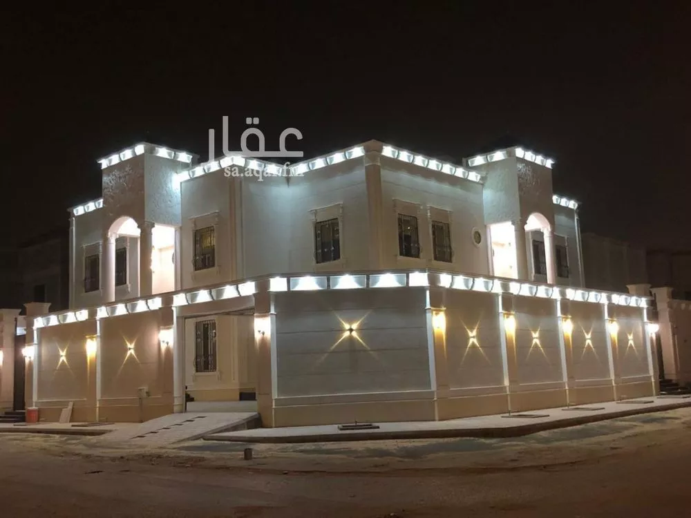 فيلا 10 غرف في الرمال 1