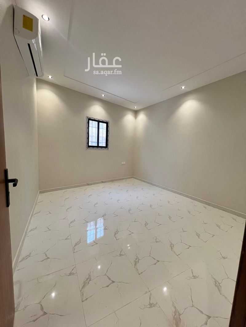 3 bedroom building in Al Shamisy, Riyadh 17