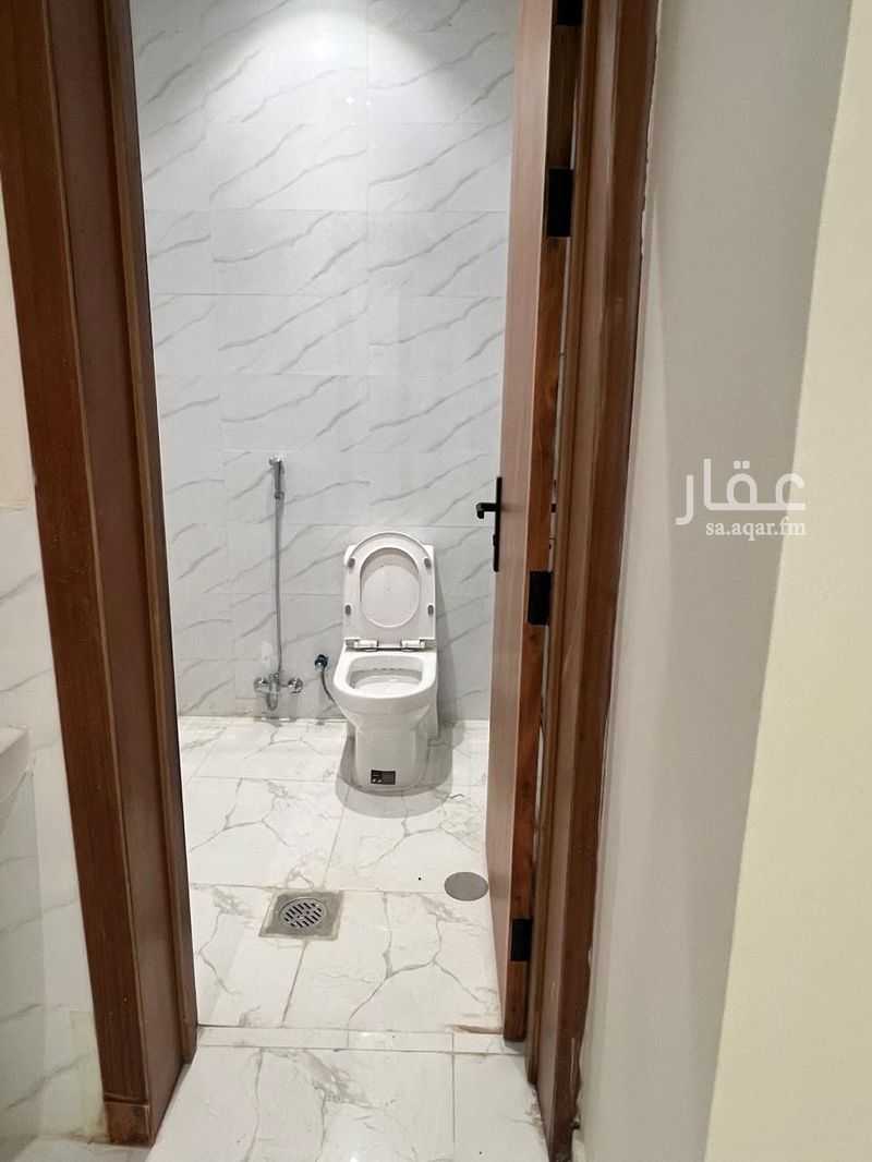 3 bedroom building in Al Shamisy, Riyadh 13