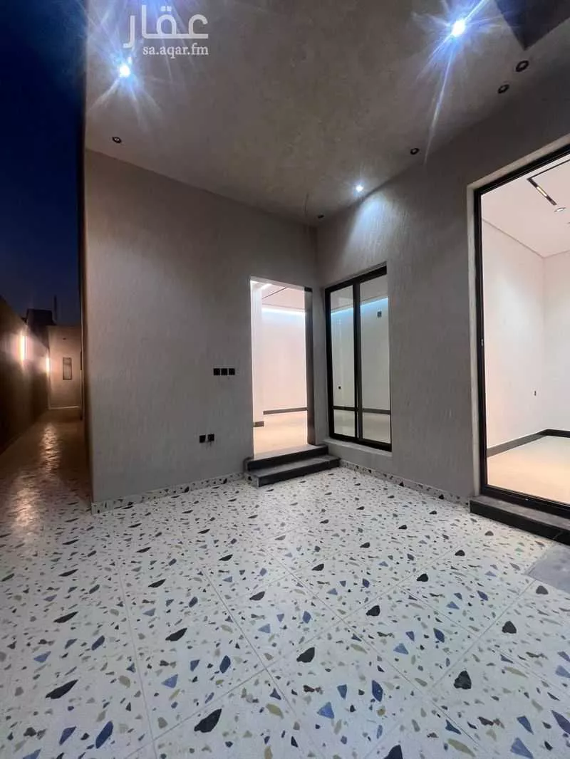 دور 4 غرف في الشرق 1