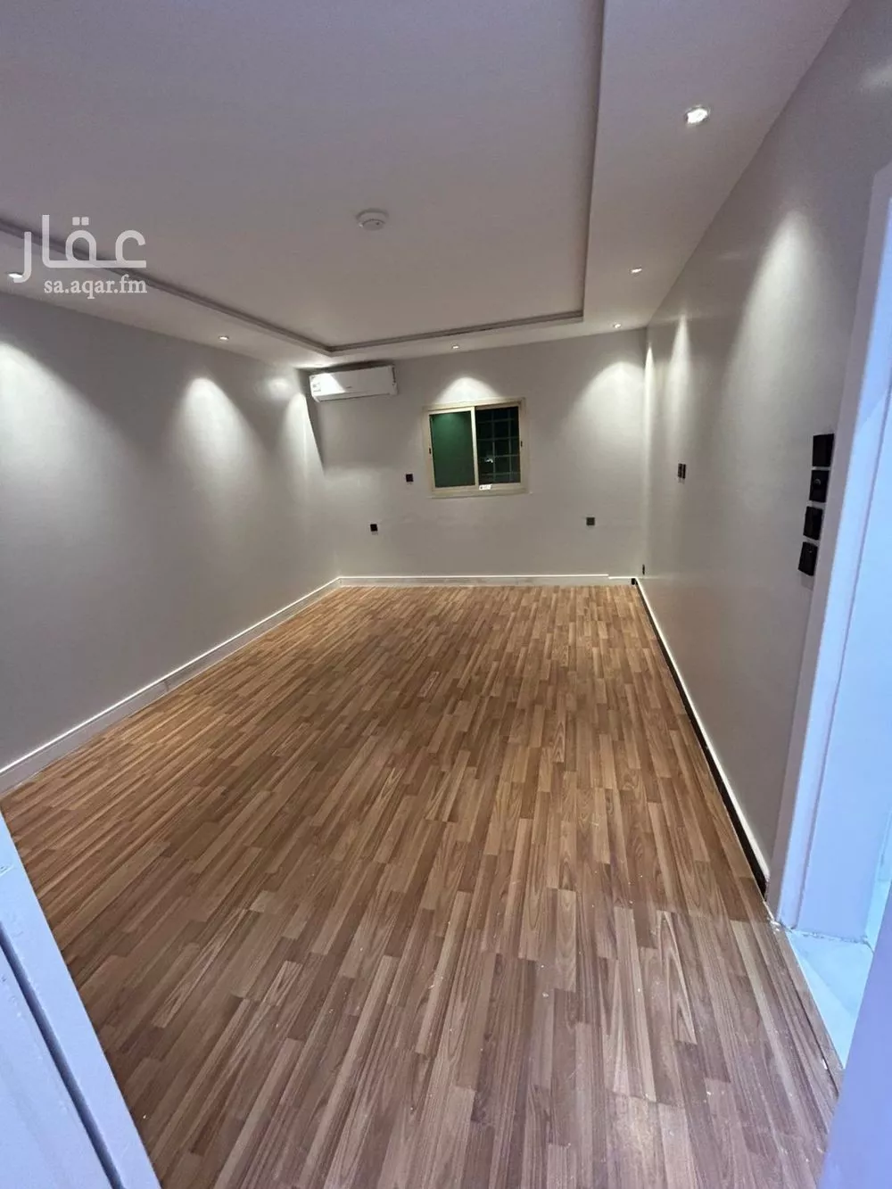 شقة 1 غرف في الملقا 3