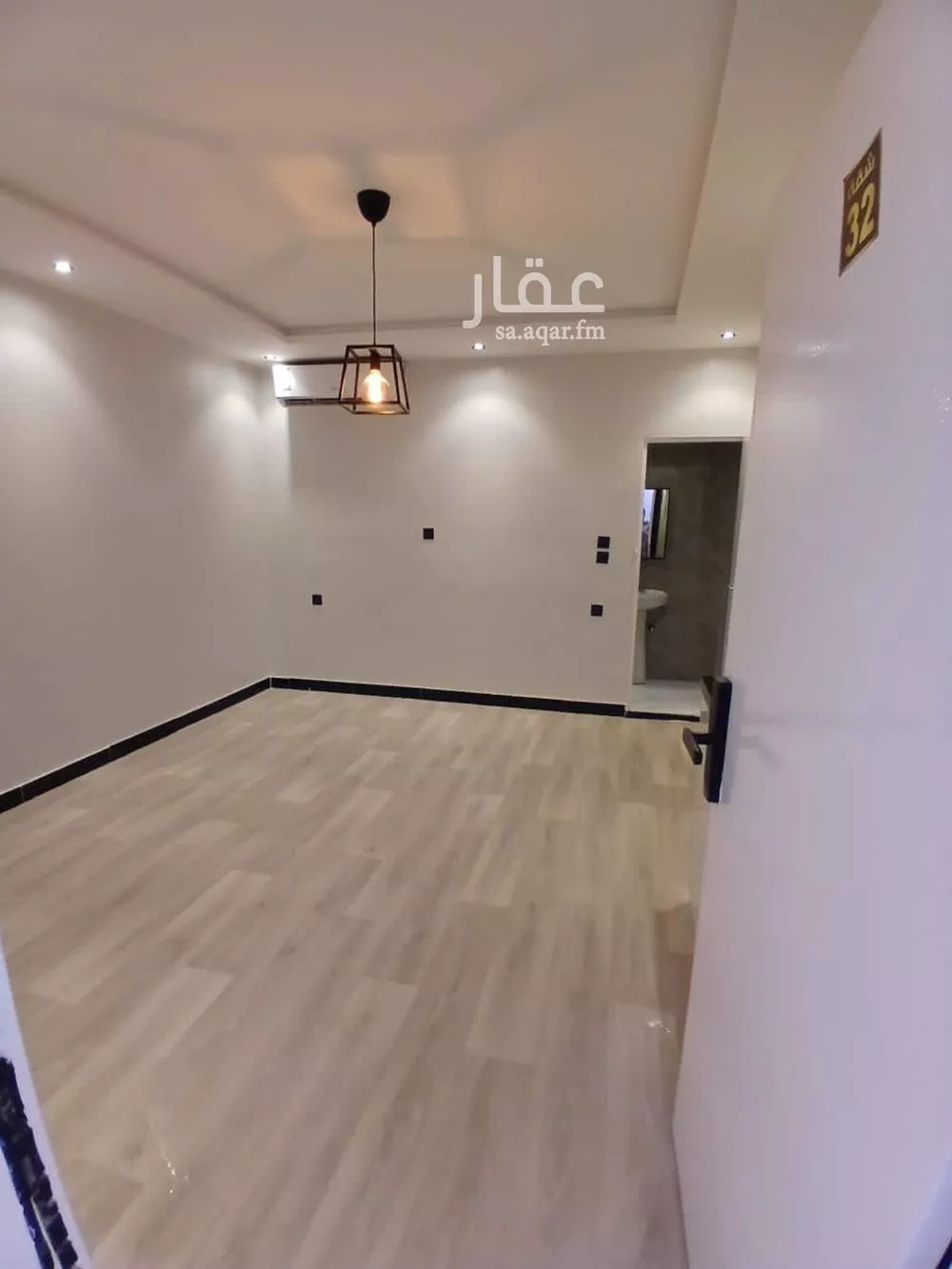 شقة 1 غرف في الملقا 2