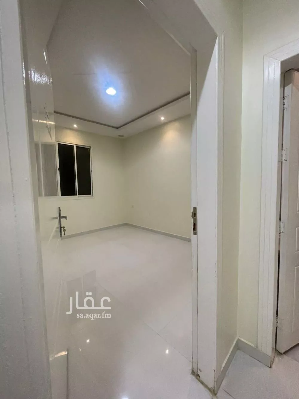 شقة 3 غرف في العارض 3