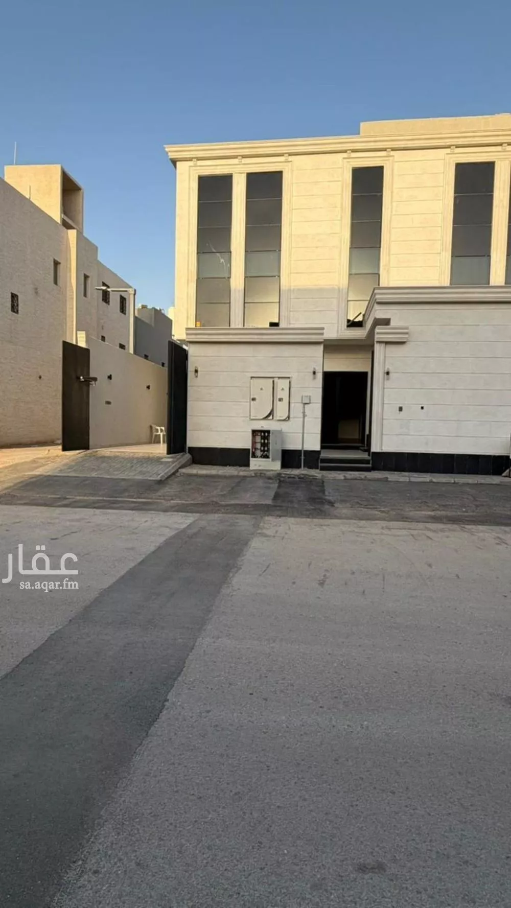 6 bedroom villa in Al Rimal 1