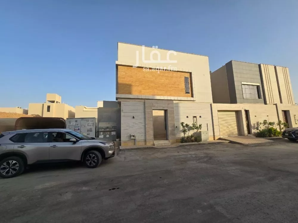 5 bedroom villa in Al Narjis 1