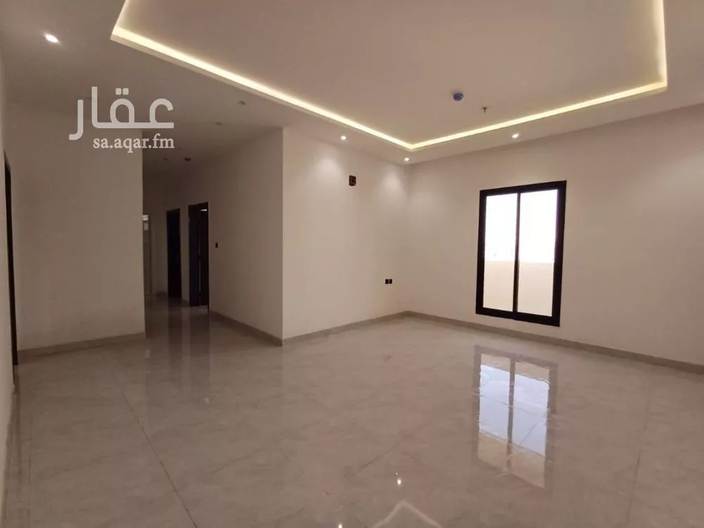 شقة 3 غرف في الرمال 4