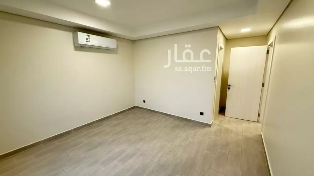 5 bedroom villa in Al Narjis 3
