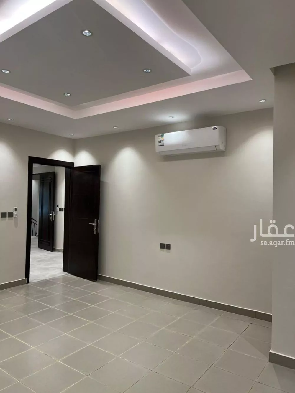 3 bedroom floor in Al Malqa 2