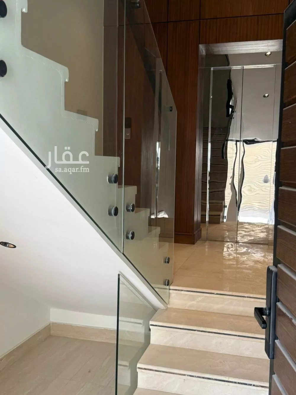 5 bedroom villa in Al Narjis 4