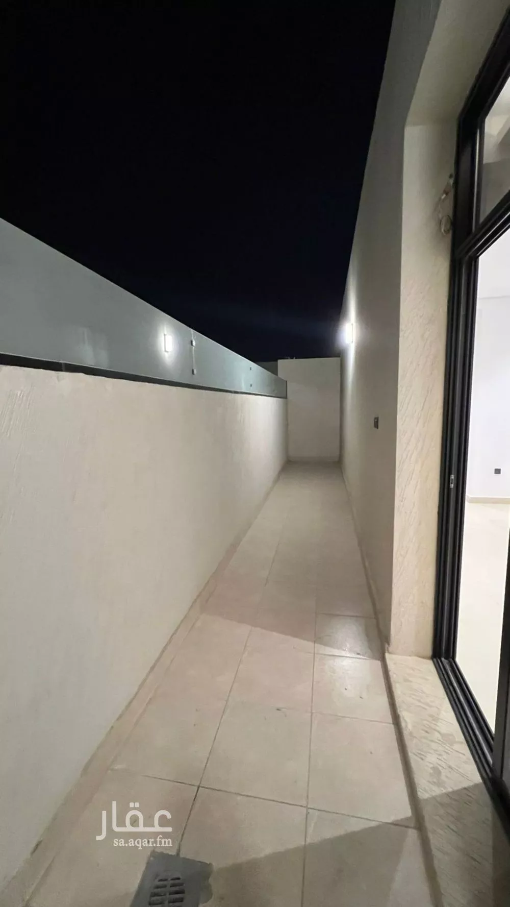 فيلا 3 غرف في العارض 3