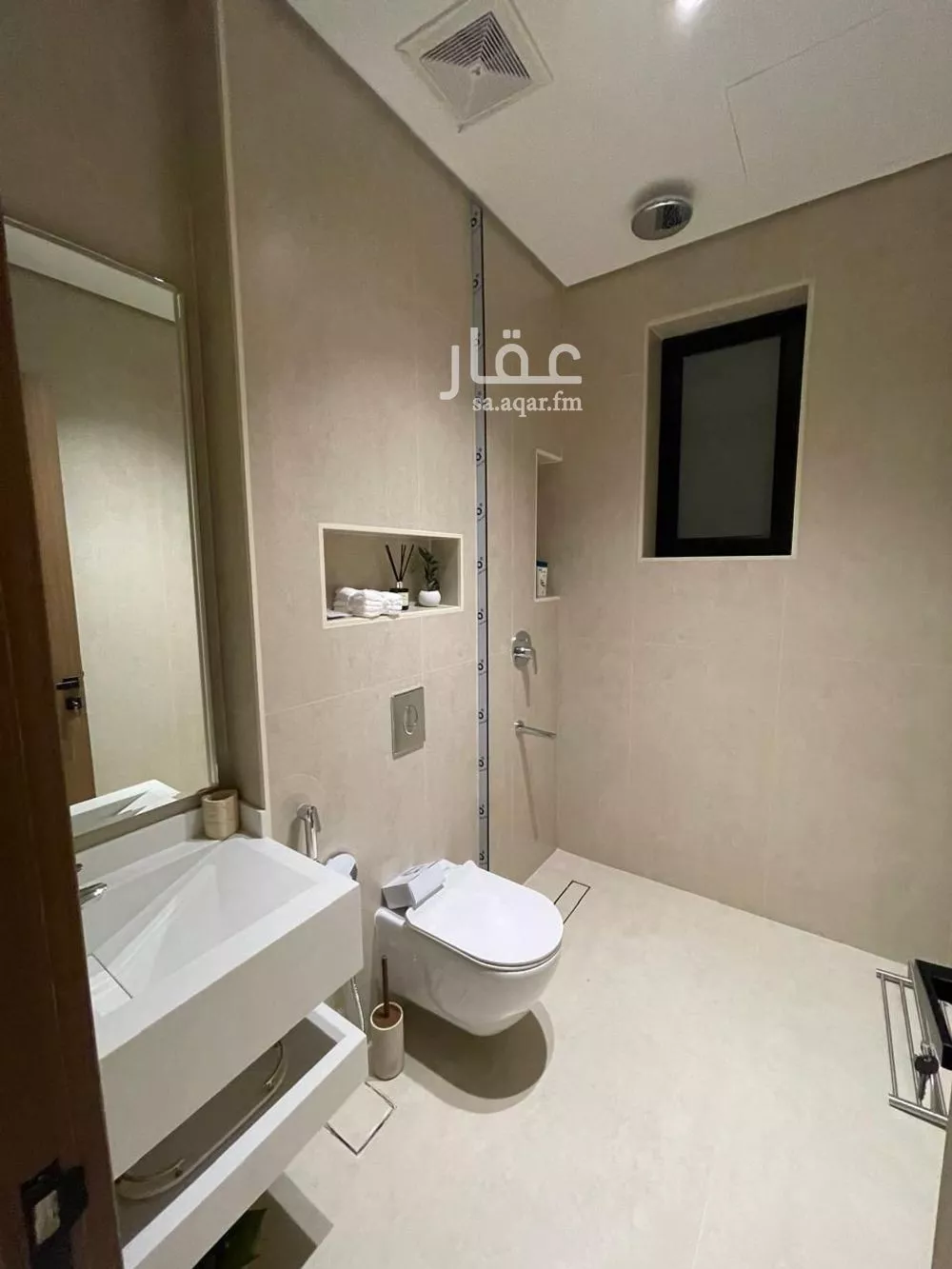 5 bedroom apartment in Al Bandariyah, Eastern Province 12