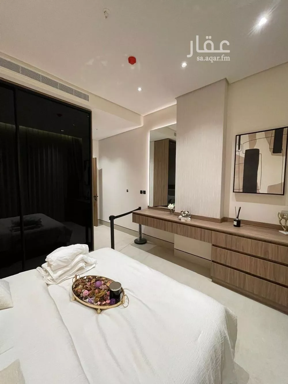 5 bedroom apartment in Al Bandariyah 4