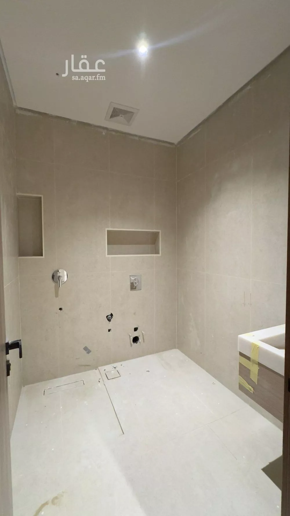 5 bedroom apartment in Al Bandariyah, Eastern Province 18