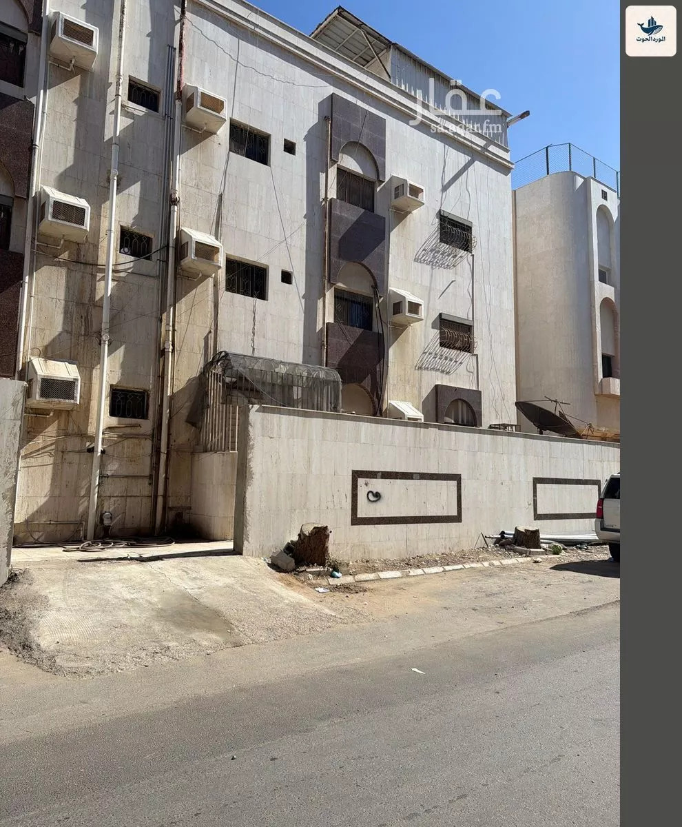 650 sqm building in Al Nuzhah 5