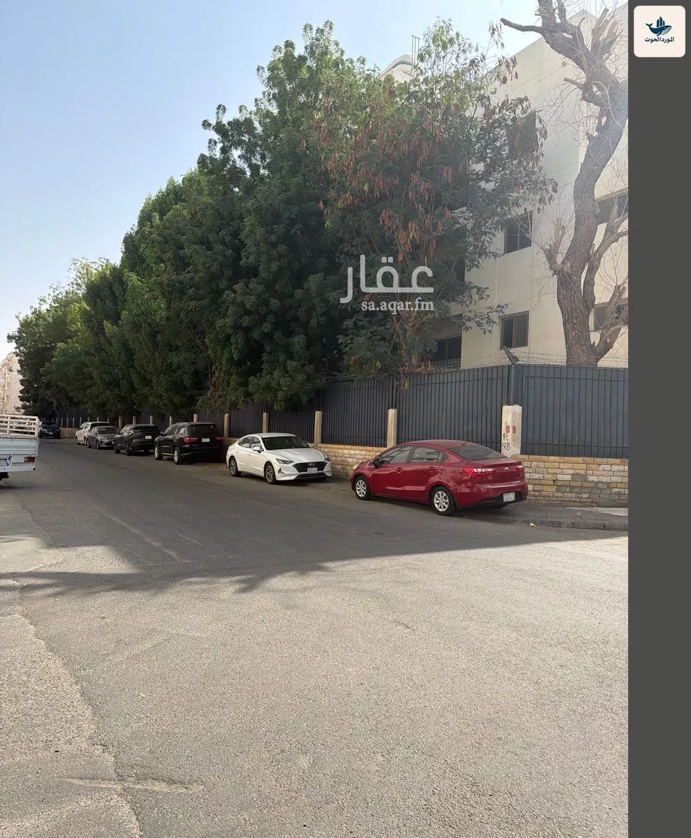 شقة 5 غرف في الروضة 4