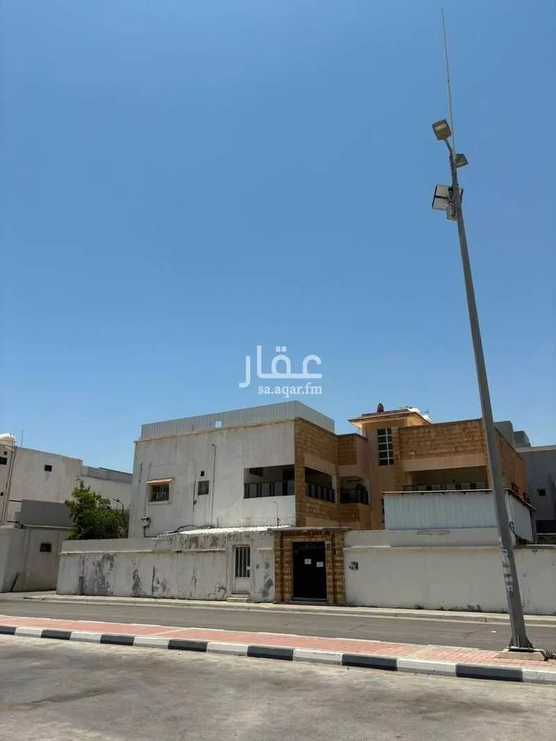 فيلا 10 غرف في اسكان الدمام، الدمام 3