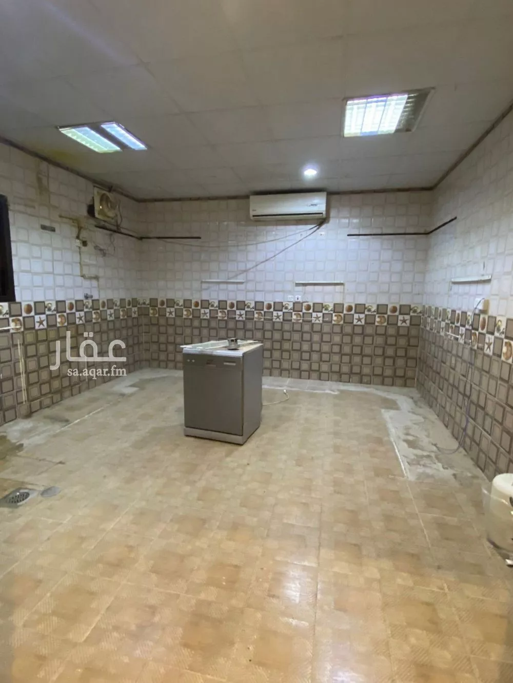 5 bedroom villa in Ishbiliyah 2