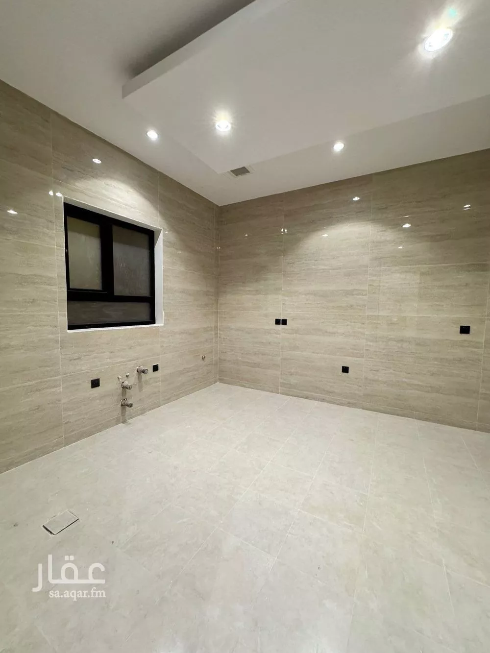 شقة 5 غرف في عين الخيف 3