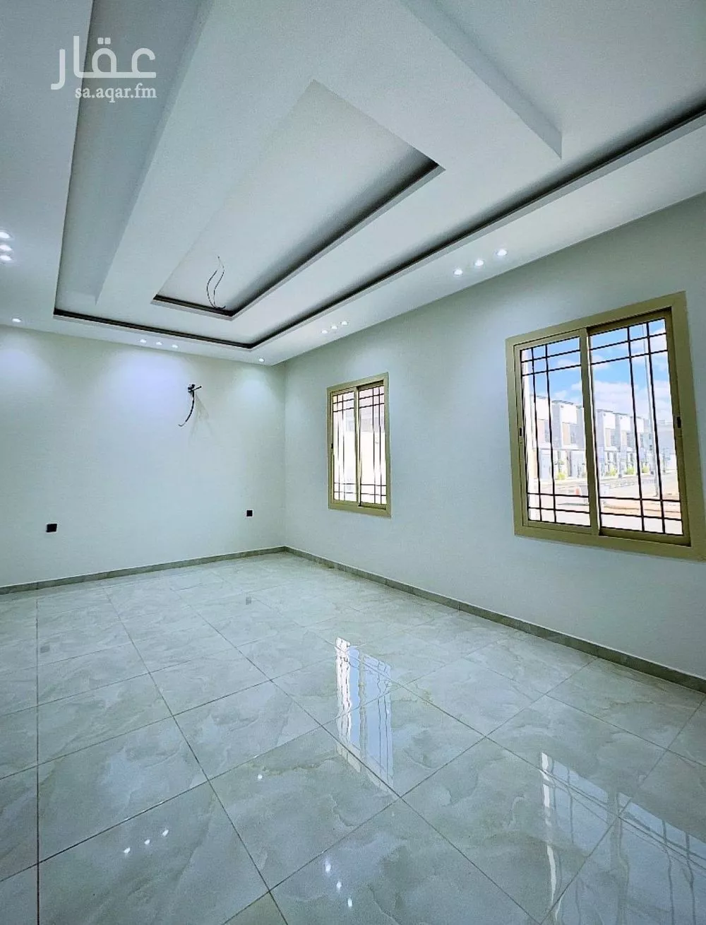 شقة 5 غرف في عين الخيف 3