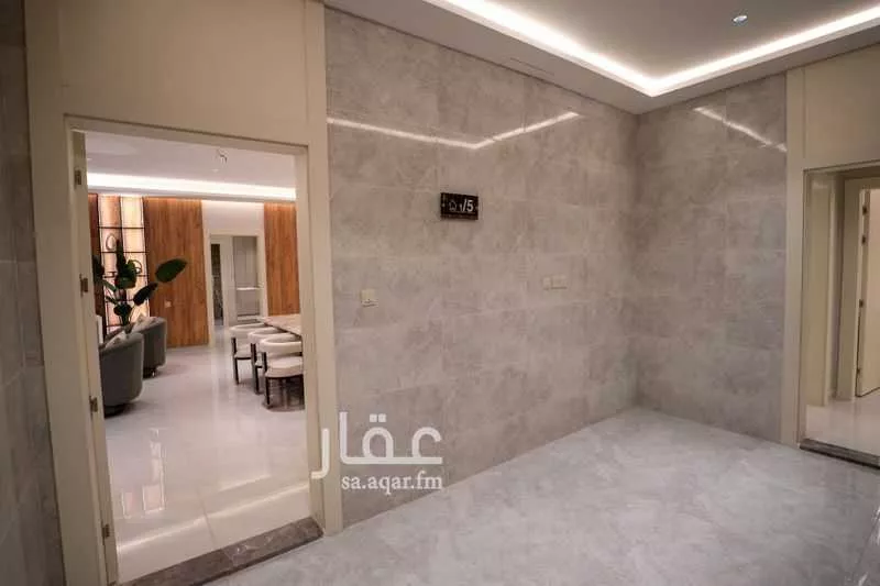 7 bedroom floor in Al Buhayrat 5