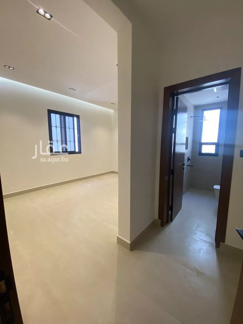 دور 3 غرف في السعادة 5