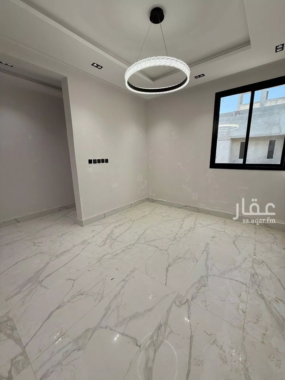 5 bedroom floor in Taibah 1