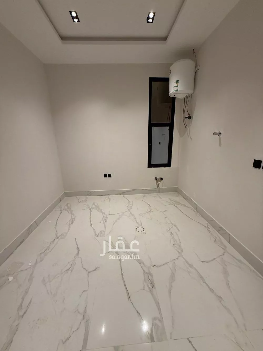 5 bedroom floor in Taibah 4