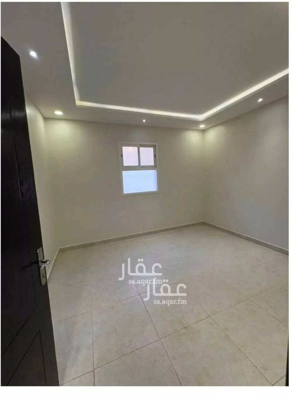3 bedroom floor in Irqah 2