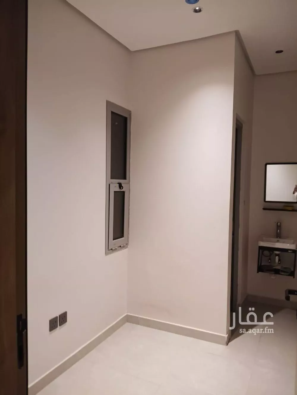 شقة 3 غرف في السيف 5