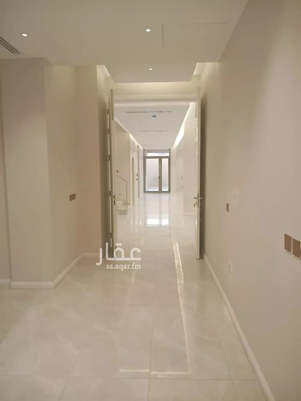 فيلا 7 غرف في البحر 3