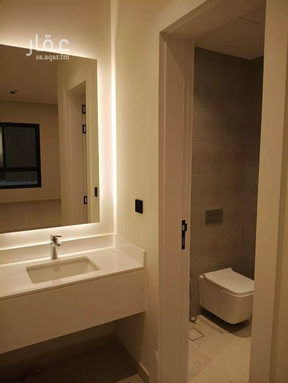 3 bedroom apartment in Al Bahr, Eastern Province 8