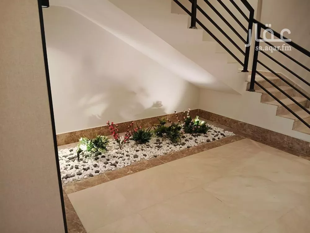 3 bedroom apartment in Al Bahr 5