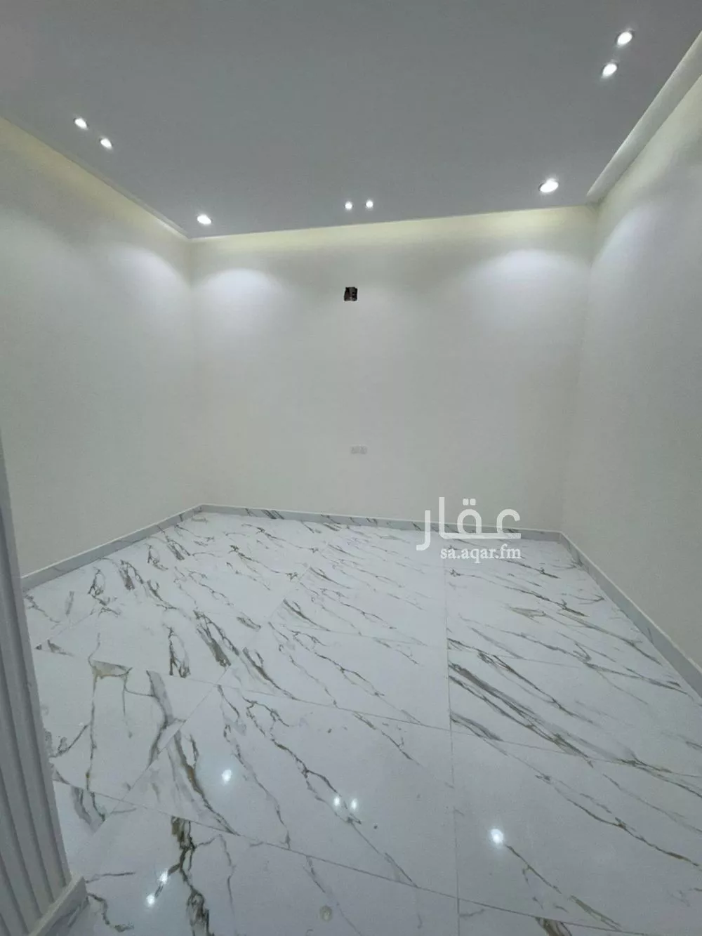 فيلا 5 غرف في العريجاء الغربية 4